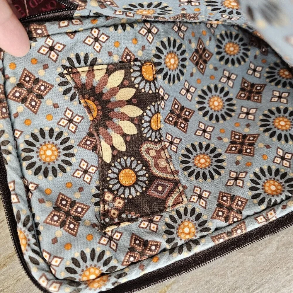 Vera Bradley Canyon eReader eBook Sleeve 8.5x6.5‎ Padded Zip Pencil Pouch Brown